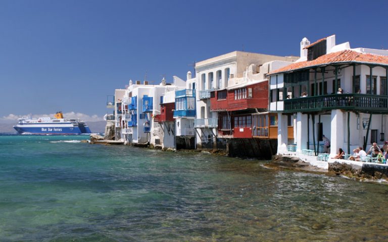 Mykonos – The Top Hot Place to go for Your Greece Holiday